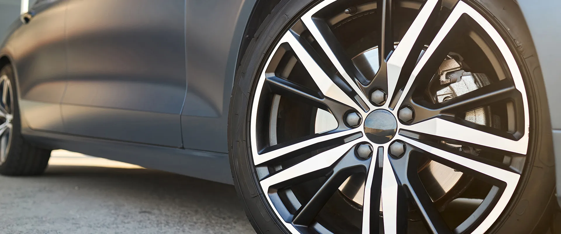 Wheel Straightening near Rolling Meadows, IL